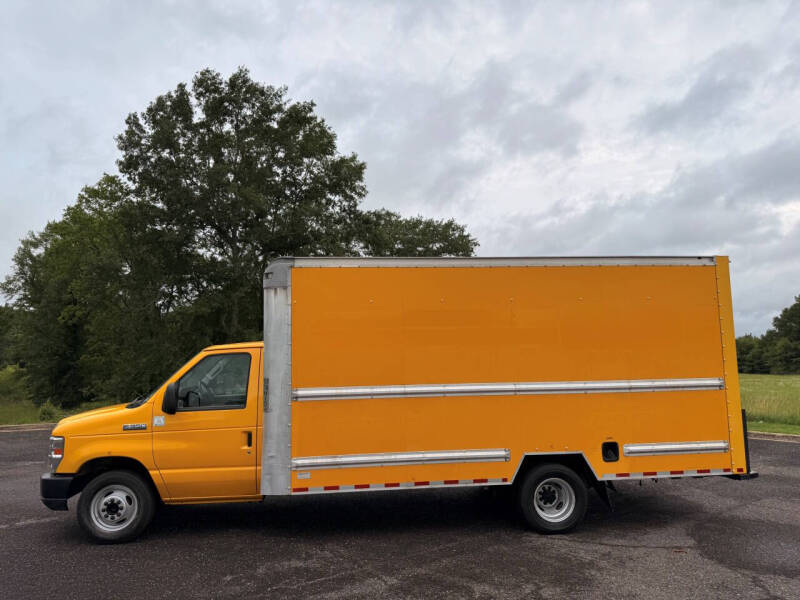 2019 Ford E-Series
