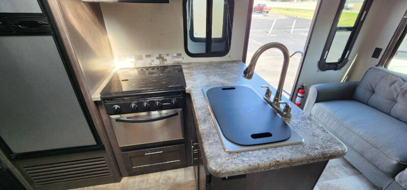 2018 Keystone RV SunSet Trail Super Lite