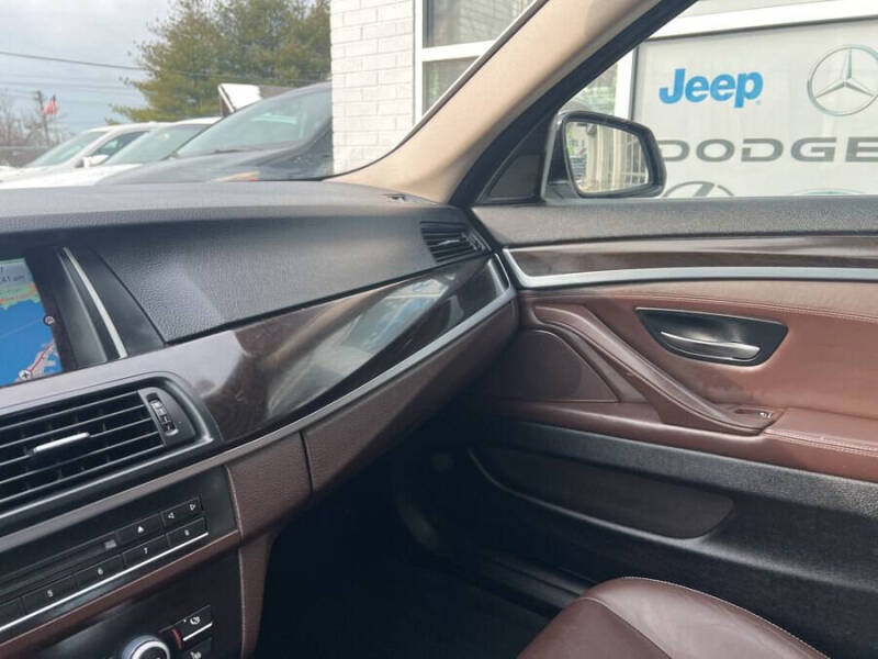 2015 BMW 5 Series 528i xDrive