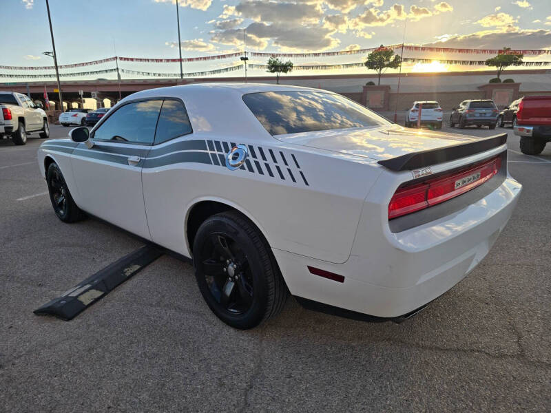 2014 Dodge Challenger SXT