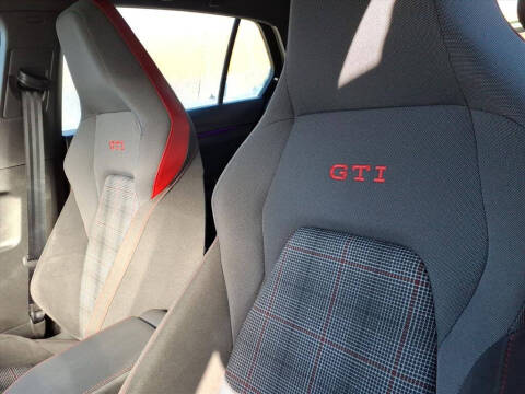 2024 Volkswagen Golf GTI S