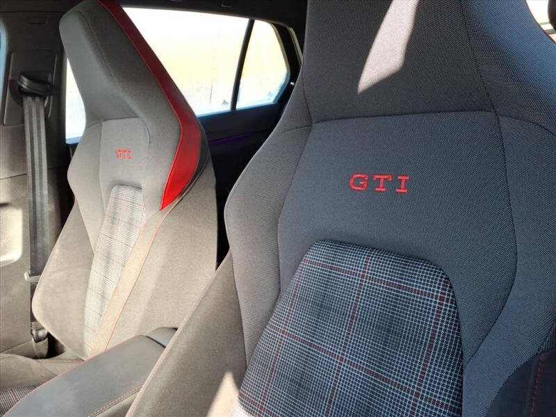 2024 Volkswagen Golf GTI S