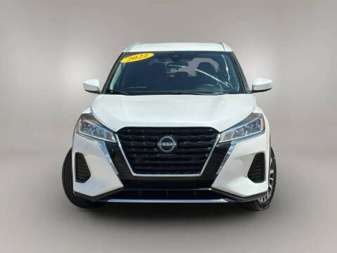 2022 Nissan Kicks SV