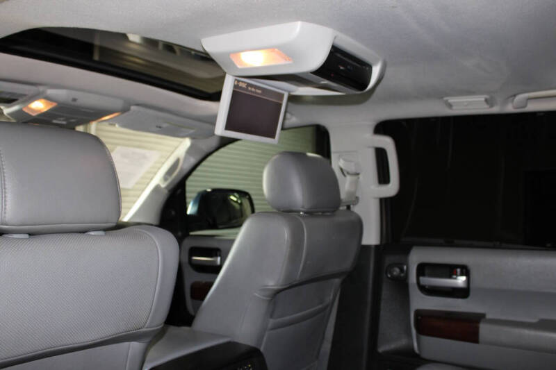 2014 Toyota Sequoia Platinum