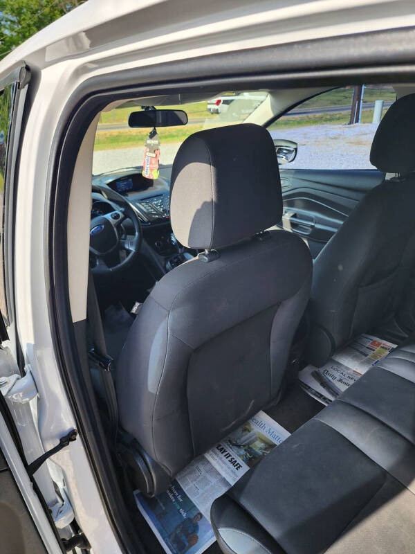 2014 Ford Escape S
