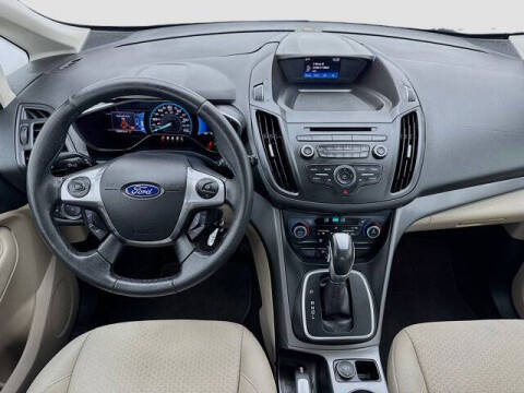 2017 Ford C-MAX Hybrid SE