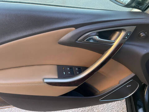 2012 Buick Verano Leather Group