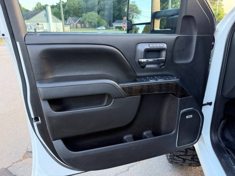 2016 GMC Sierra 2500HD Denali