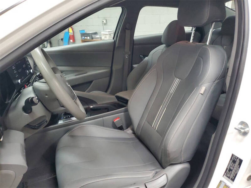 2023 Hyundai Elantra