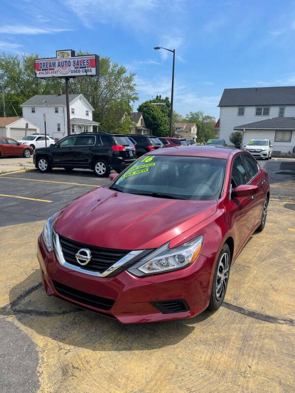 2016 Nissan Altima for sale at Dream Auto Sales in South Milwaukee WI