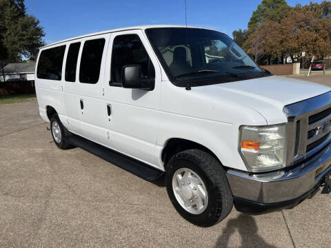 2009 Ford E-Series E-350 SD XLT