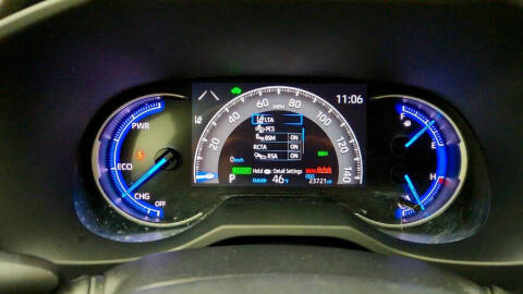 2023 Toyota RAV4 Hybrid XLE Premium