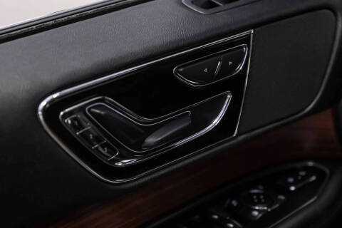 2018 Lincoln Navigator Select