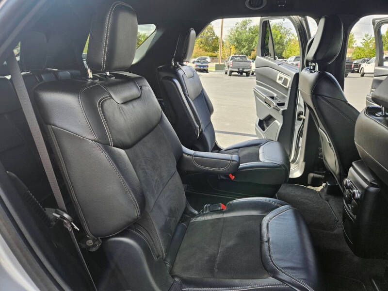 2023 Ford Explorer ST