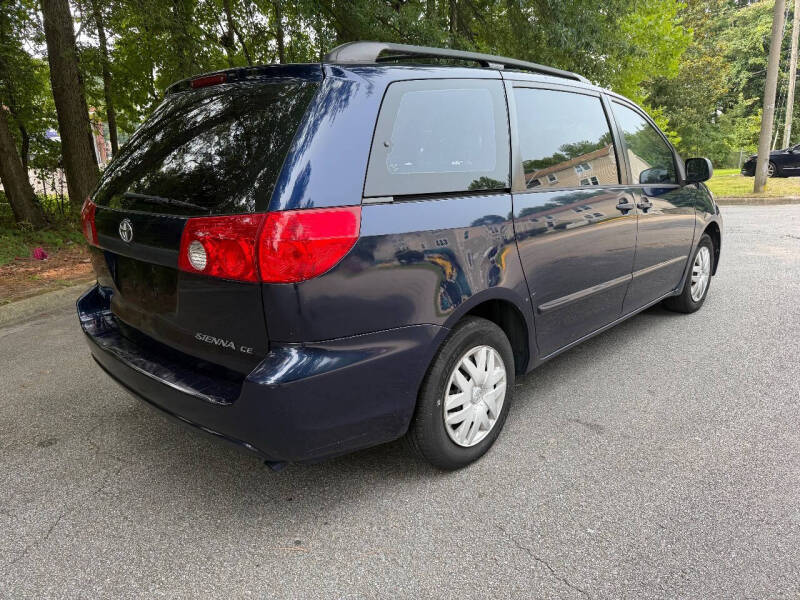 2007 Toyota Sienna CE 7-Passenger