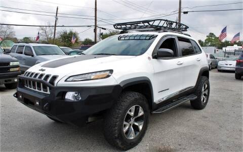 2014 Jeep Cherokee for sale at ROADSTERS AUTO in Houston TX