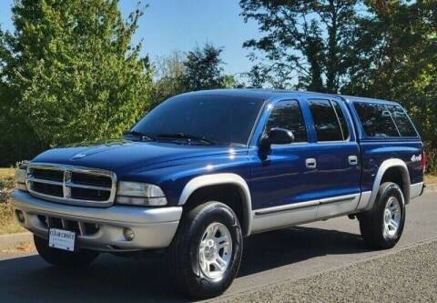 2003 Dodge Dakota for sale at CLEAR CHOICE AUTOMOTIVE in Milwaukie OR