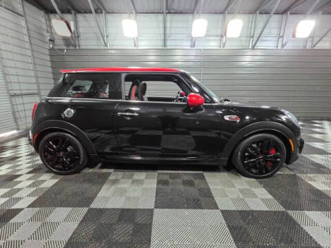 2015 MINI Hardtop 2 Door John Cooper Works