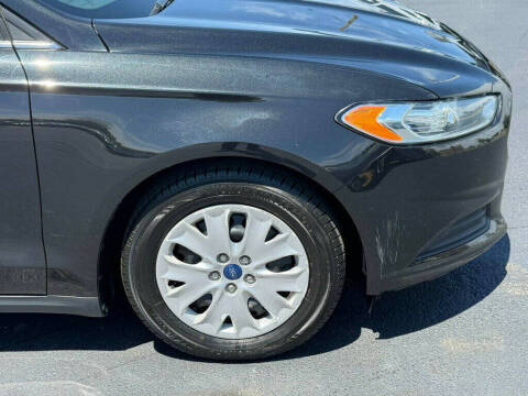 2014 Ford Fusion S