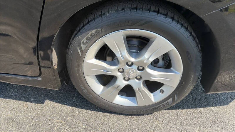 2013 Toyota Sienna SE 8-Passenger