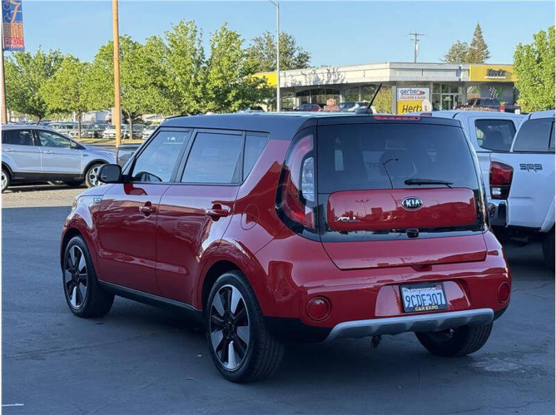 2019 Kia Soul +
