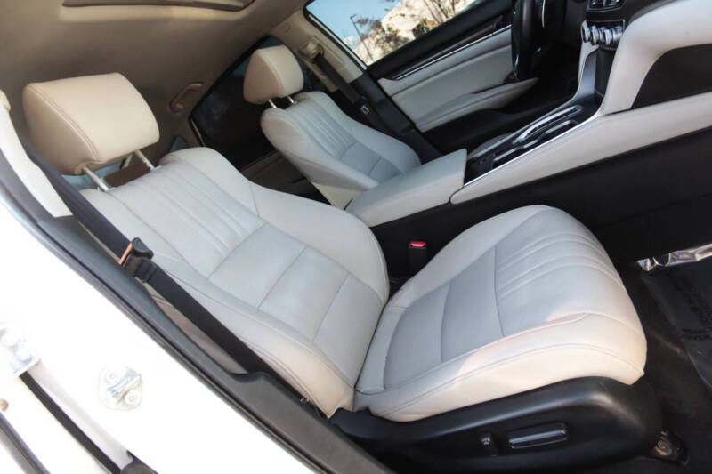 2019 Honda Accord Touring