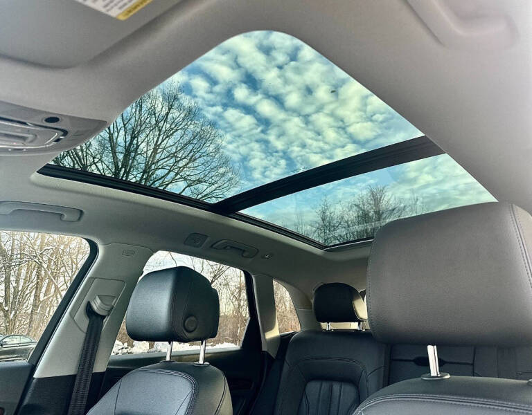 2018 Audi Q5 2.0T quattro Premium Plus