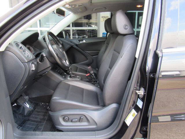 2017 Volkswagen Tiguan 2.0T Wolfsburg Edition