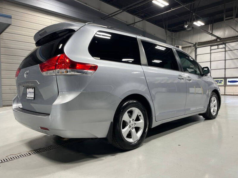 2012 Toyota Sienna