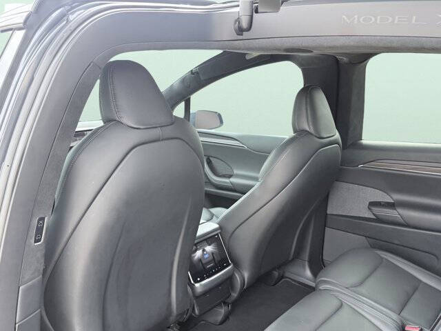 2023 Tesla Model X Standard Range