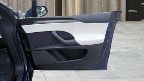 2023 Tesla Model X Standard Range