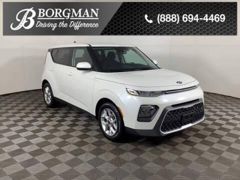 2020 Kia Soul for sale at BORGMAN OF HOLLAND LLC in Holland MI