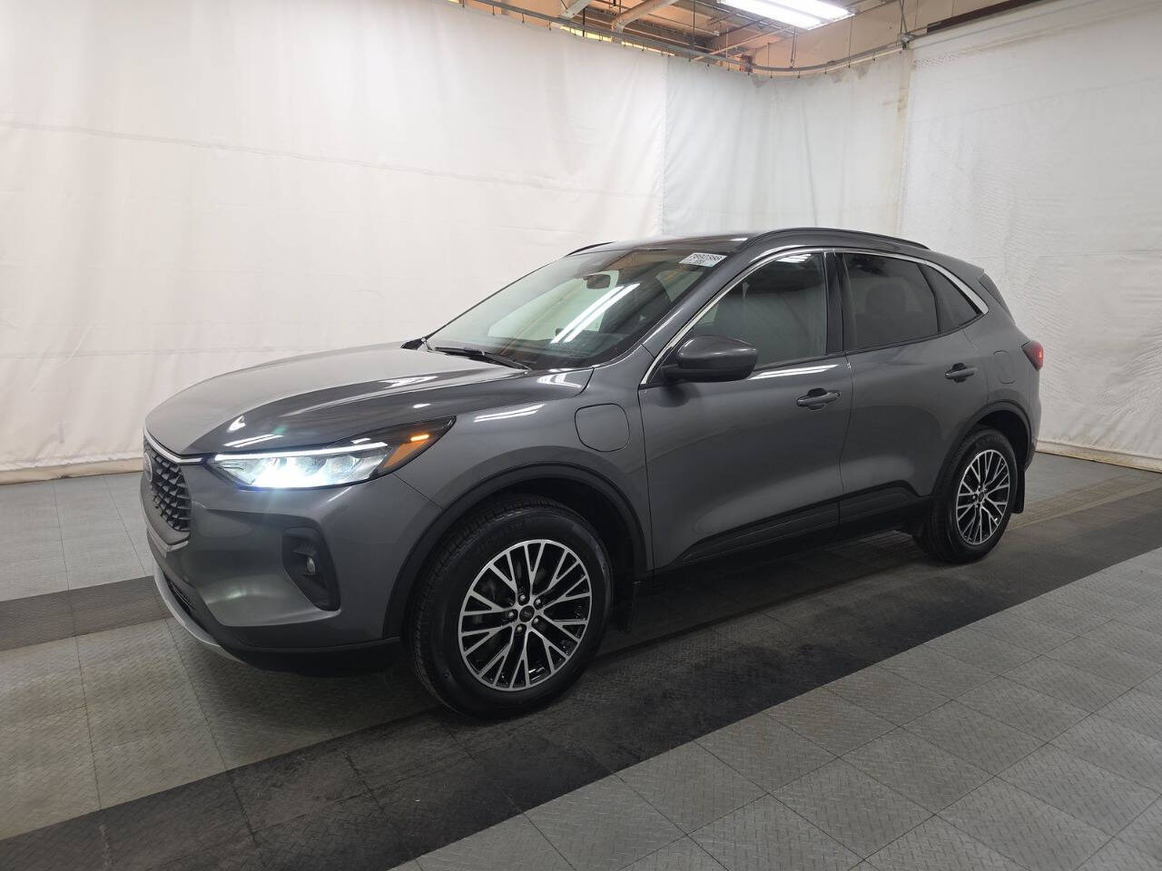 2024 Ford Escape Plug-In Hybrid PHEV 4dr SUV's photo