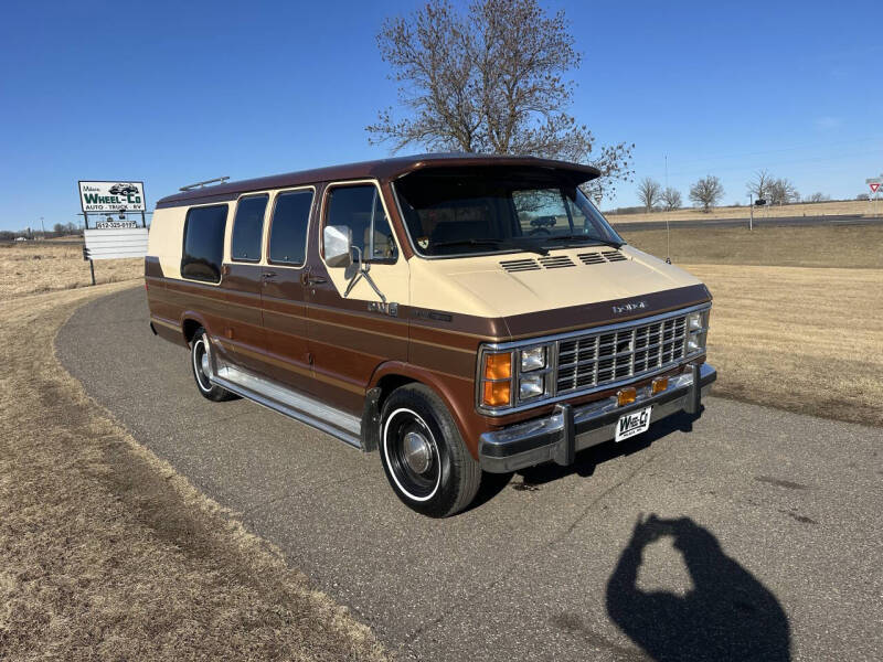 1984 Dodge Ram Van B250