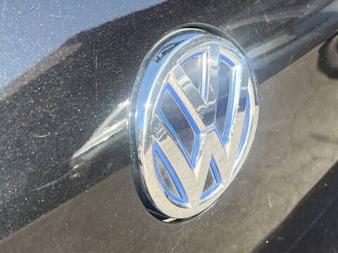 2016 Volkswagen e-Golf SE