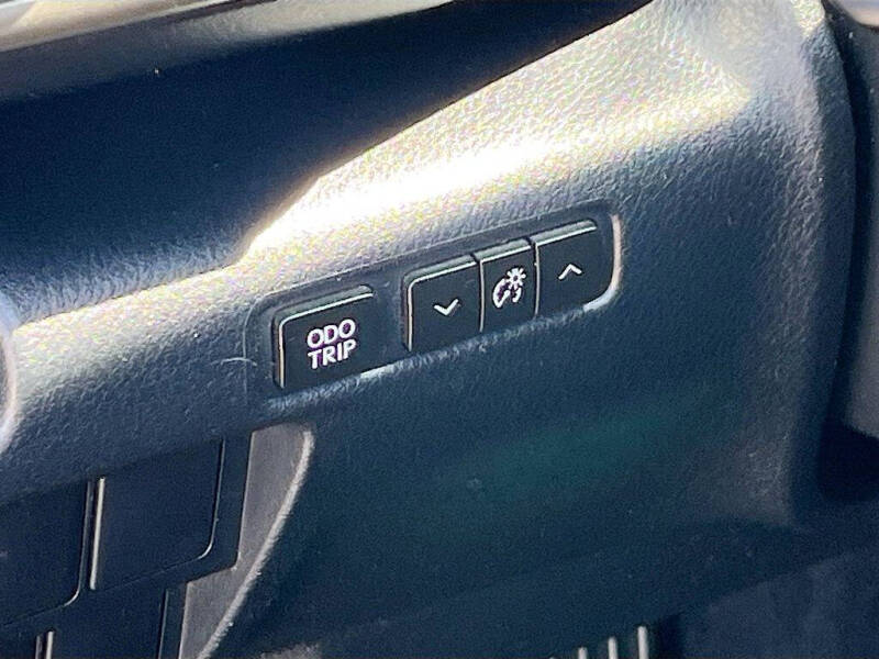 2017 Lexus IS 200t