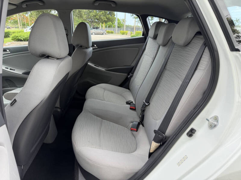 2015 Hyundai Accent GS