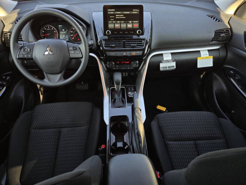 2026 Mitsubishi Eclipse Cross LE