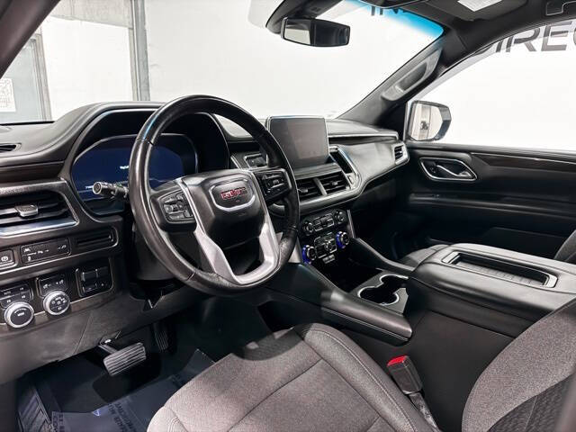 2022 GMC Yukon XL SLE