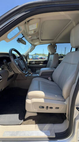 2016 Lincoln Navigator Select