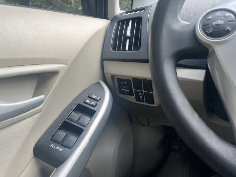 2011 Toyota Prius Two