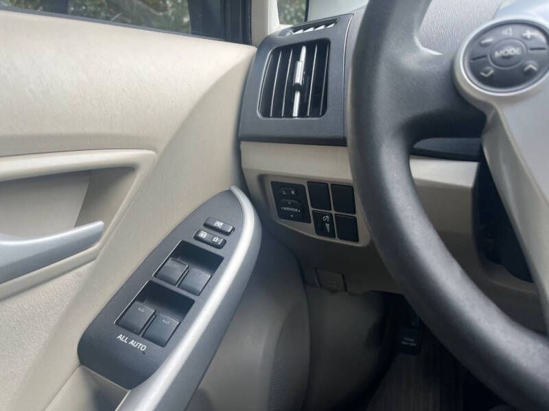 2011 Toyota Prius Two