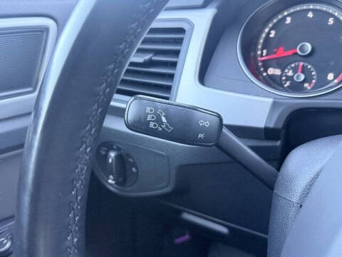 2021 Volkswagen Atlas Cross Sport V6 SE R-Line