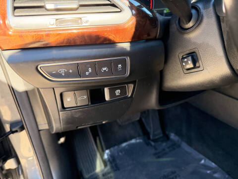 2017 Genesis G90 3.3T Premium