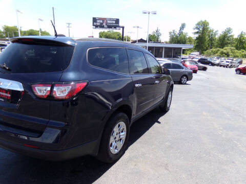 2017 Chevrolet Traverse LS