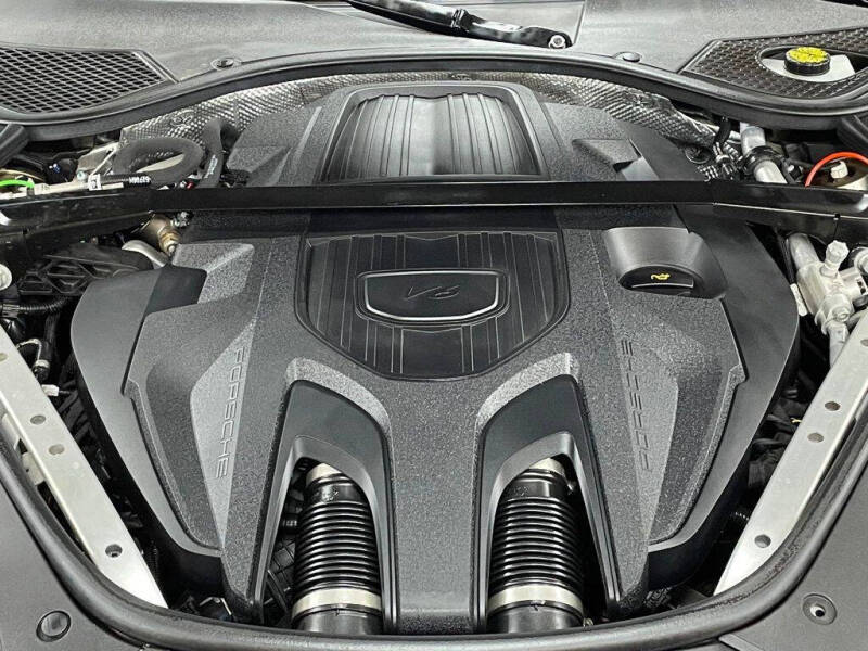 2022 Porsche Panamera 4S E-Hybrid