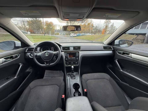 2016 Volkswagen Passat 1.8T S