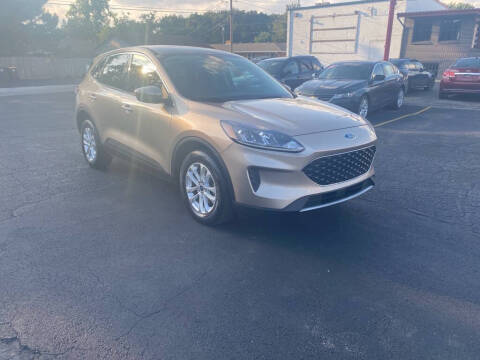 2020 Ford Escape SE