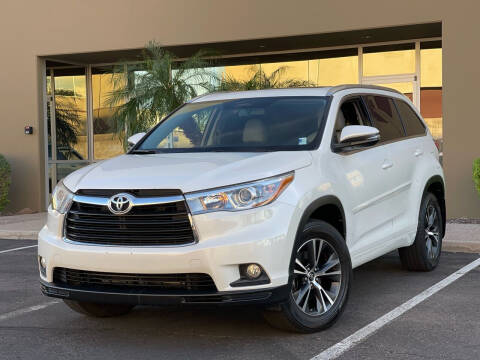 2016 Toyota Highlander for sale at SNB Motors in Mesa AZ