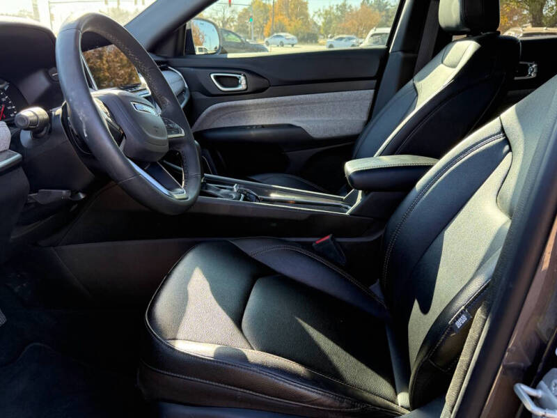 2024 Jeep Compass Latitude Lux